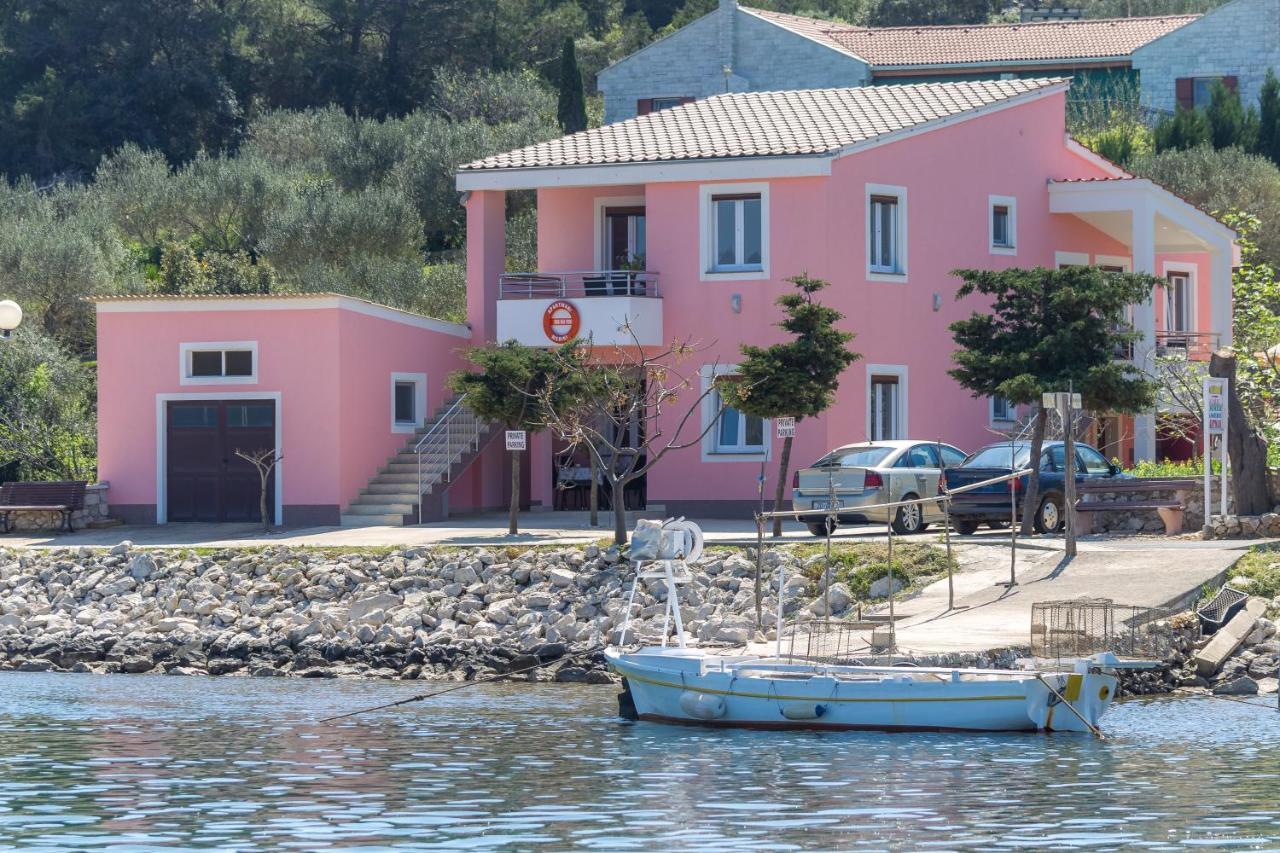 Apartments By The Sea Veli Rat, Dugi Otok - 11525 Exteriör bild